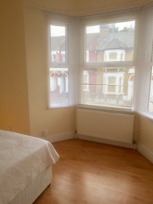 Room Cranbrook Park in Greater London
