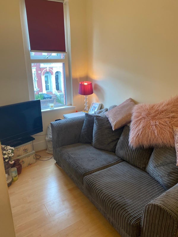 Room Cranbrook Park in Greater London