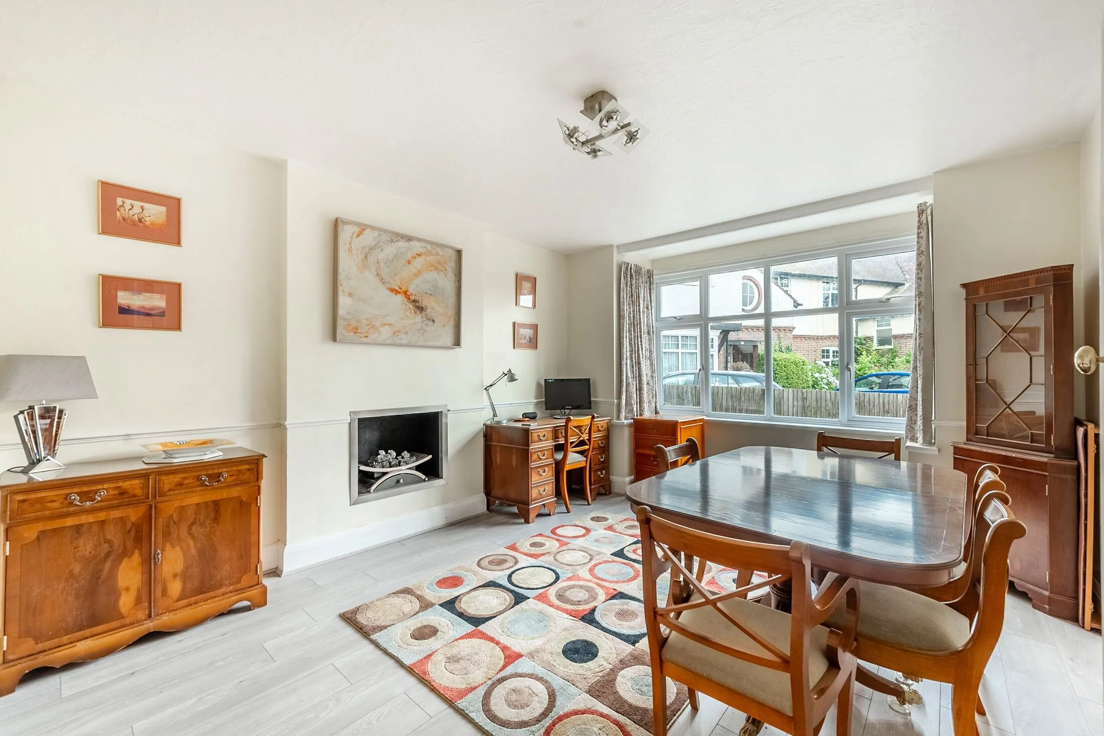 House Courtfield Crescent in Greater London