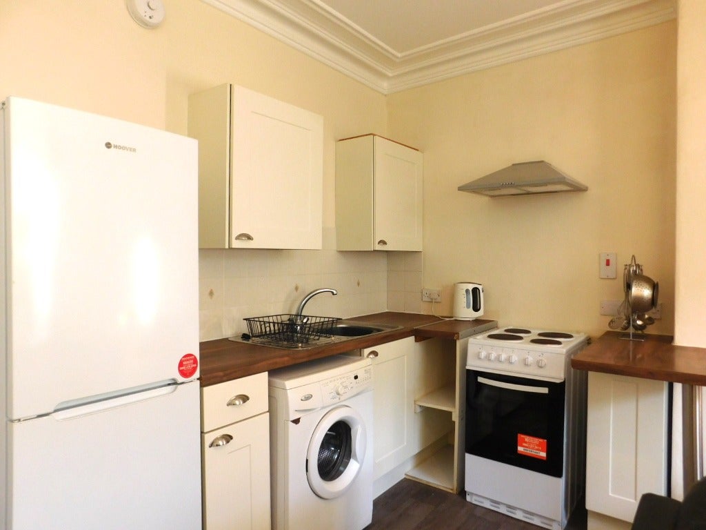 Flat Erskine Street in Aberdeen City