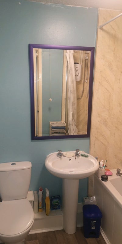Room Livery Street in Bathgate