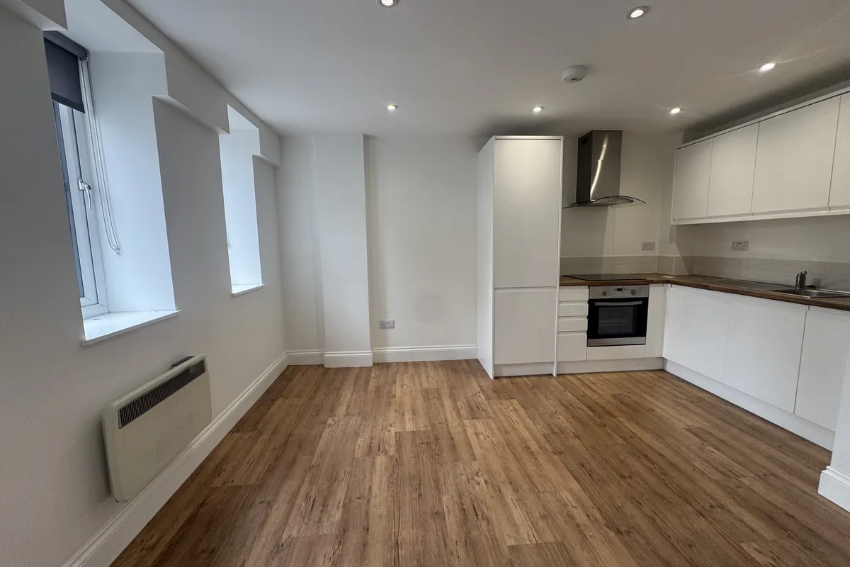 Flat Walton Street in Aylesbury