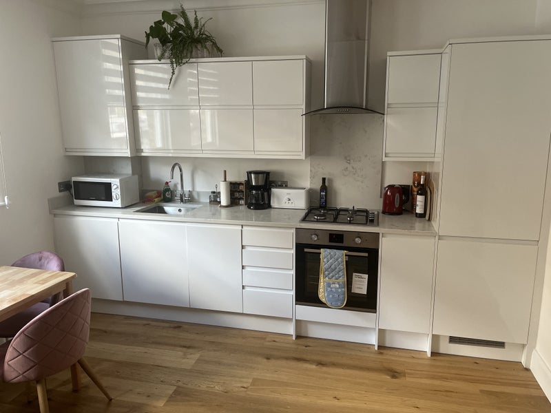 Flat Athelstane Mews in Greater London
