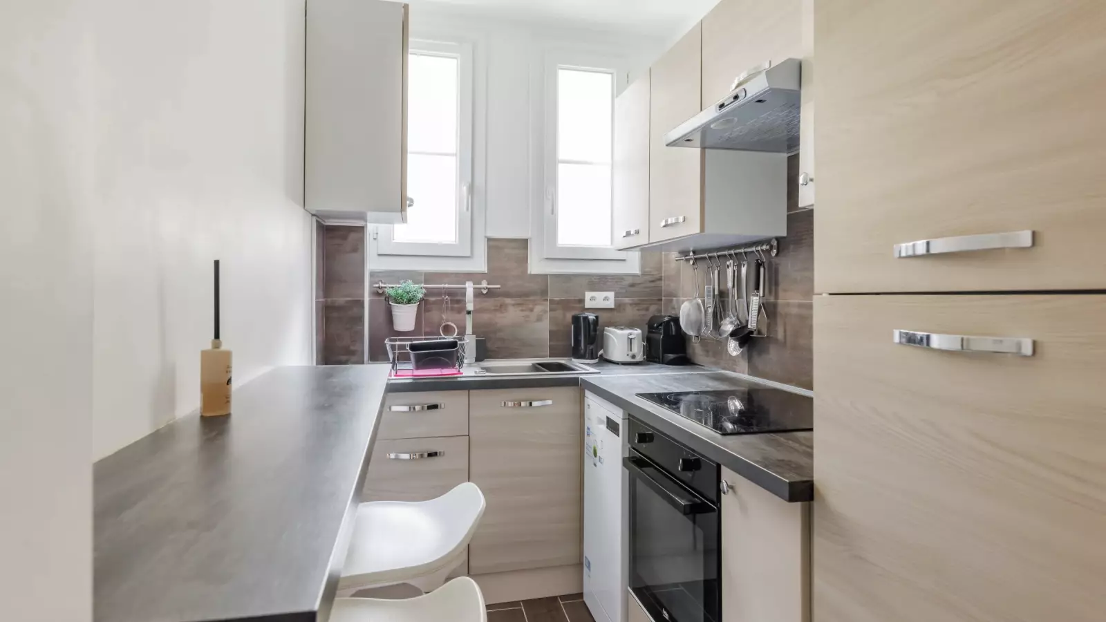Flat Rue du Faubourg du Temple in Paris