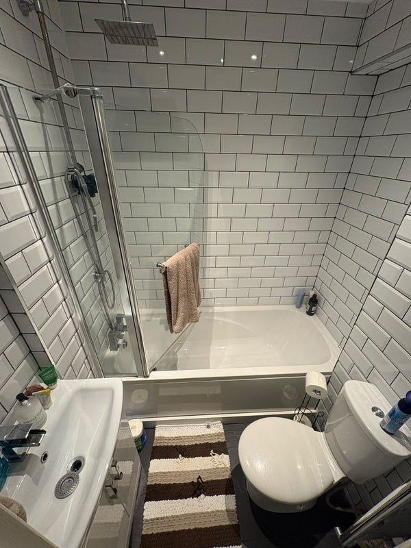 Room Shandy Street in Greater London