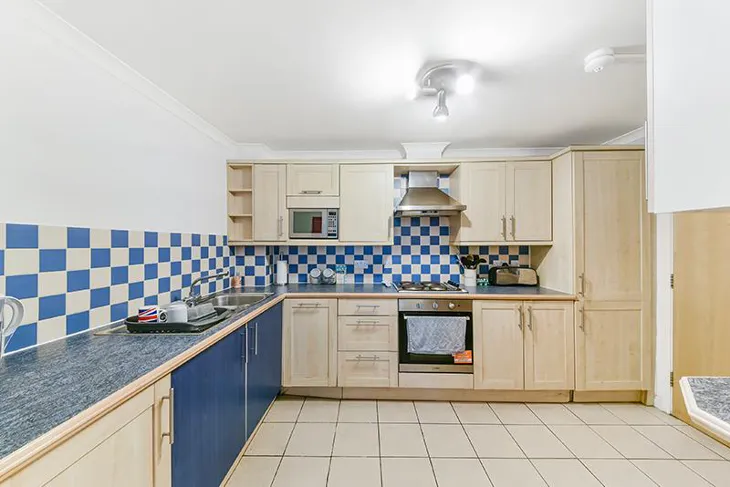 Flat Spert Street in Greater London