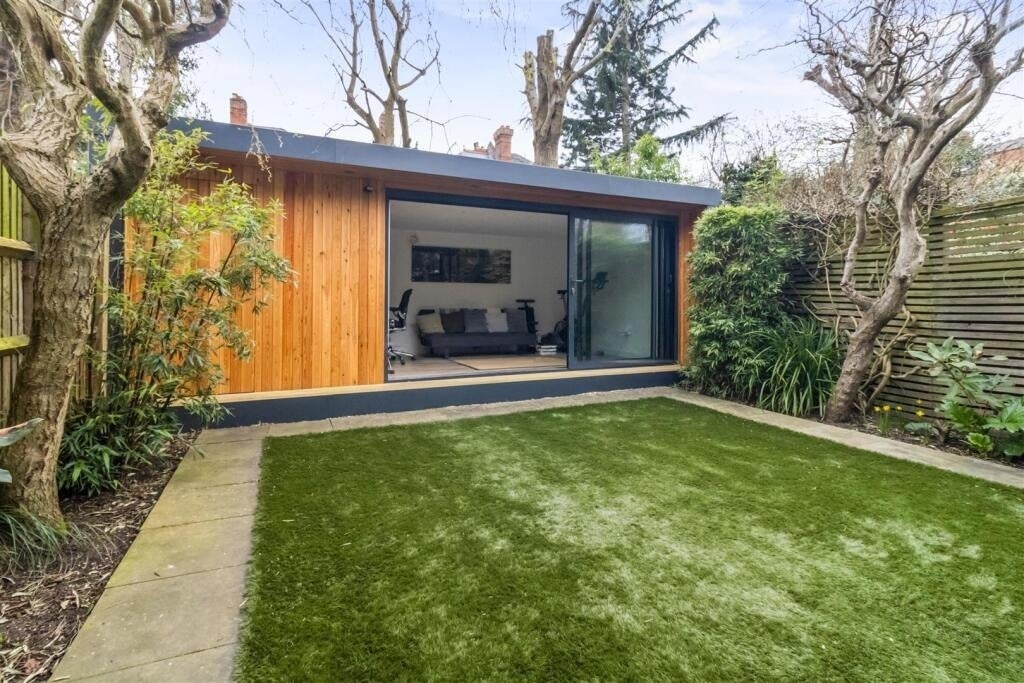 House Birchington Road in Greater London
