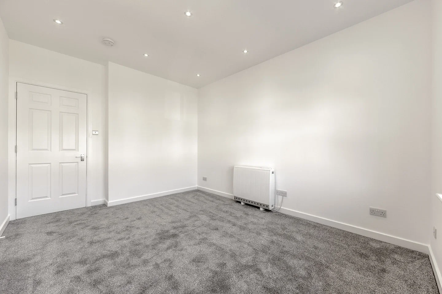 Flat Stapleford Close in Chelmsford