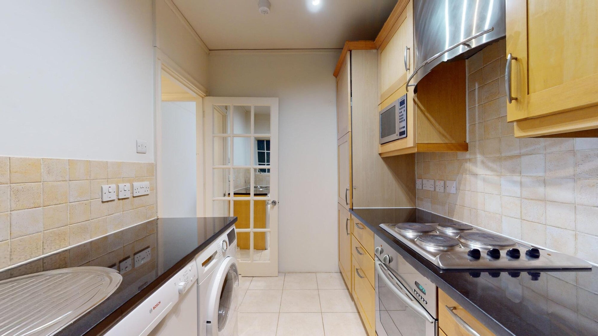 Flat Fulham Road in Greater London