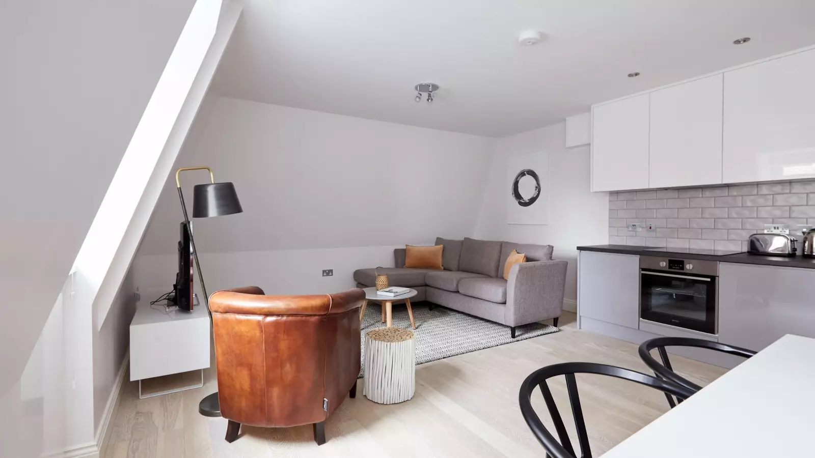 Flat Little Russell Street in Greater London