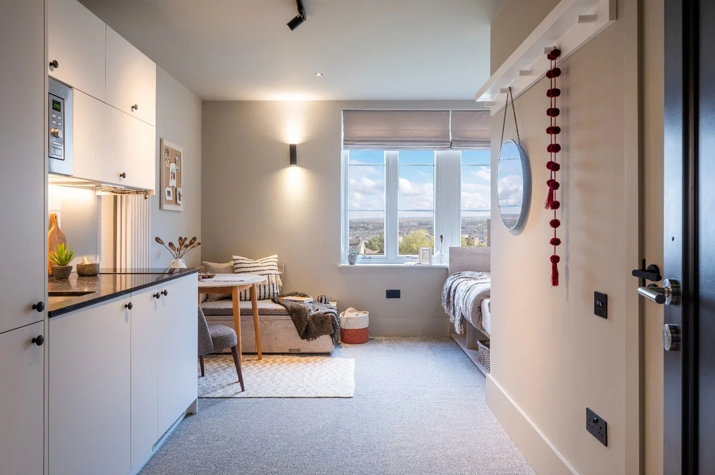 Flat Augustus Road in Greater London