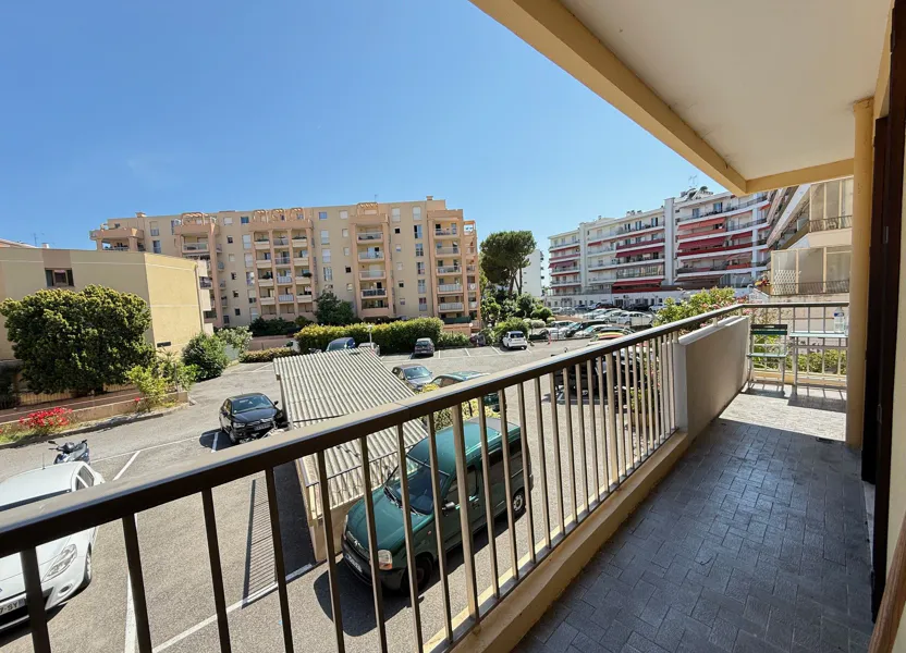 Flat Avenue de Nice in Cagnes-sur-Mer