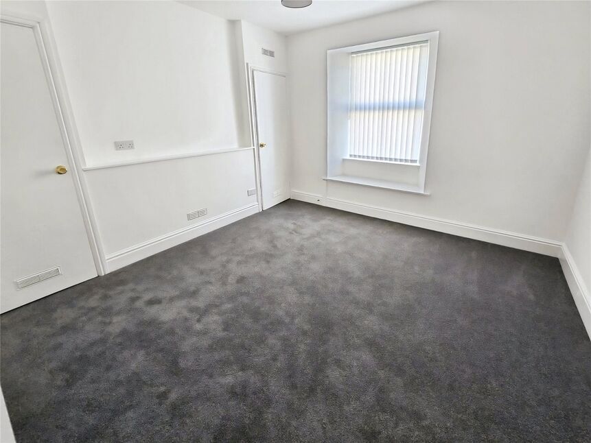 Flat Basset Street in Camborne