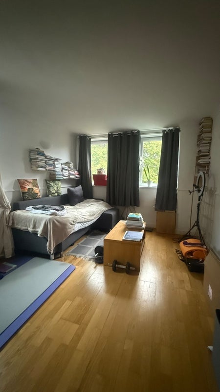 Room Cambalt Road in Greater London