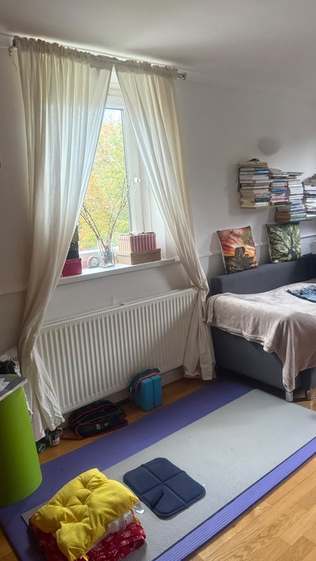 Room Cambalt Road in Greater London