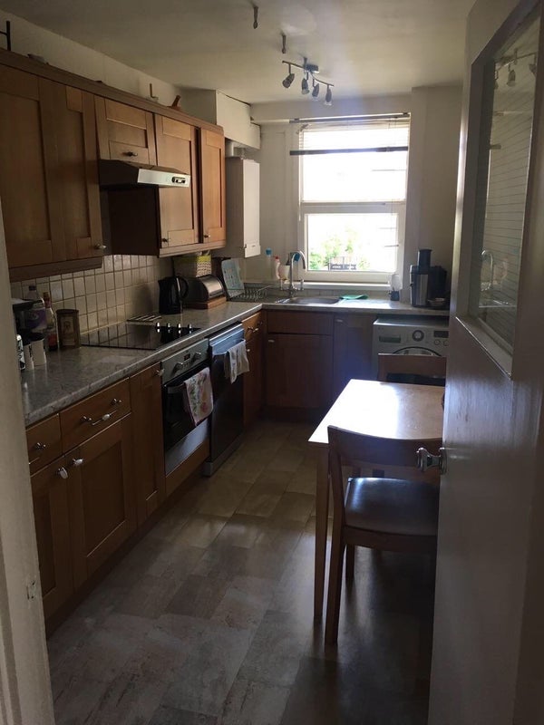 Room Cambalt Road in Greater London