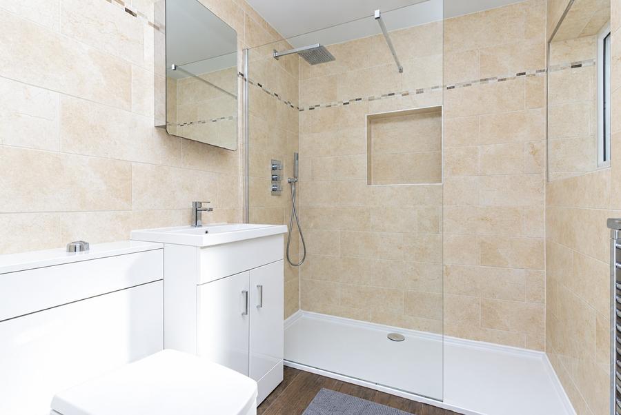 Flat Brigstock Road in Greater London
