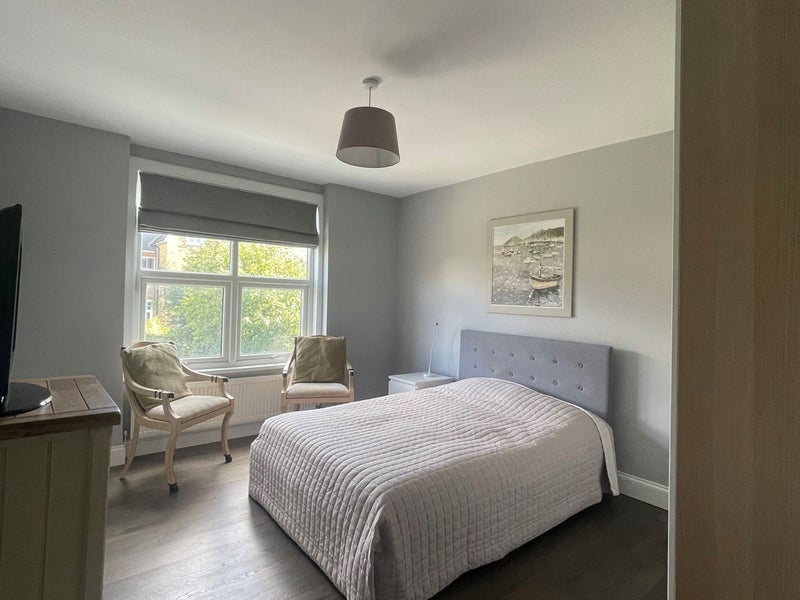 House Elms Crescent in Greater London