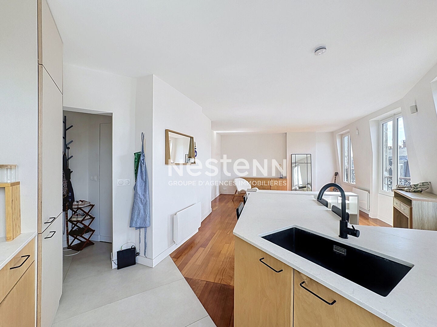 Flat Rue des Moines in Paris
