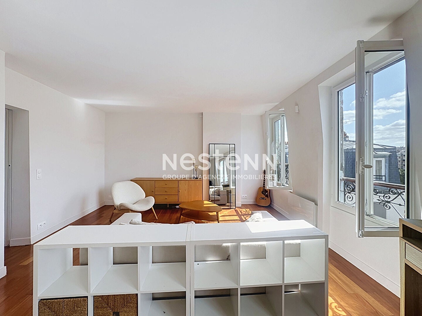 Flat Rue des Moines in Paris