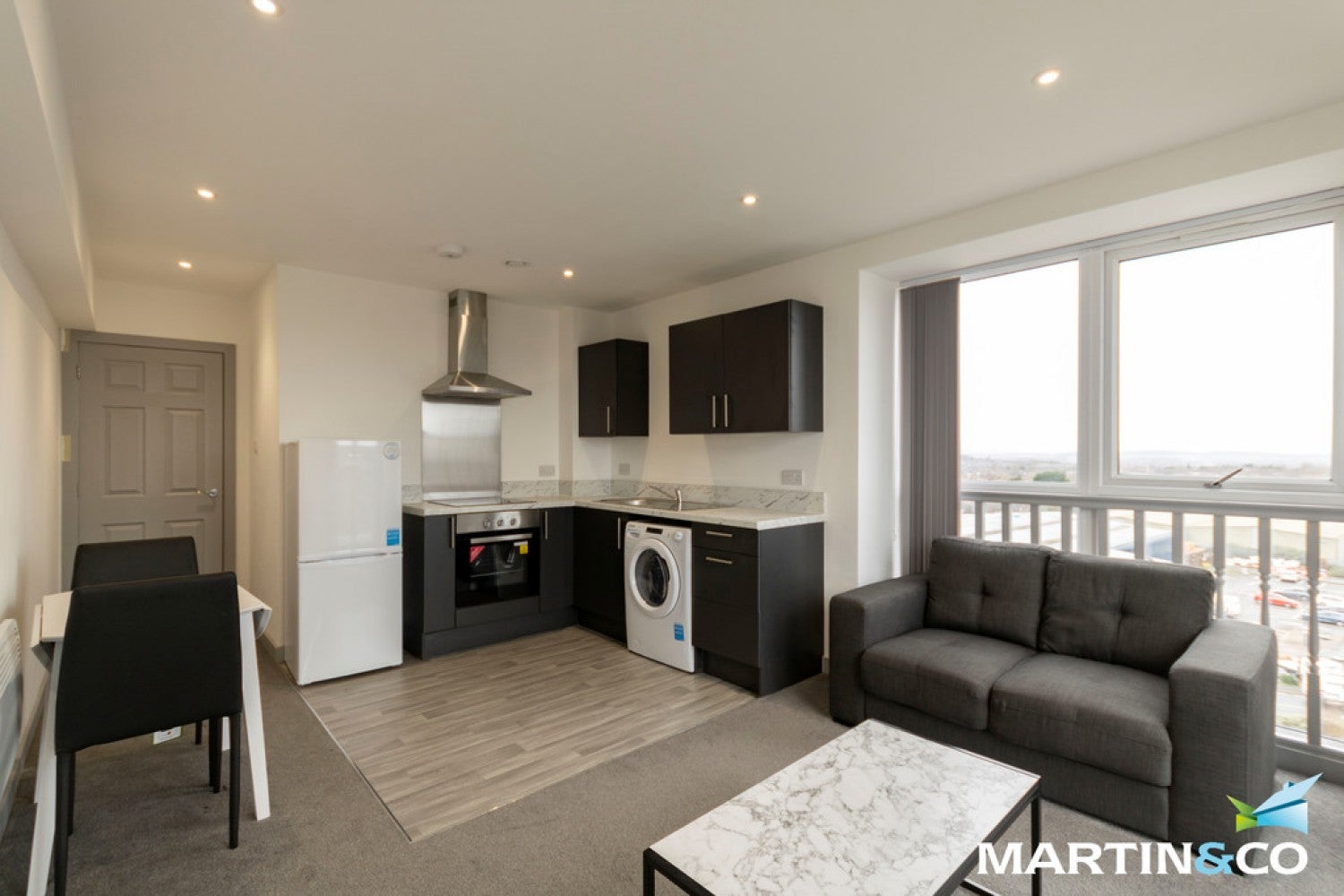 Flat Dudley Road in Brierley Hill