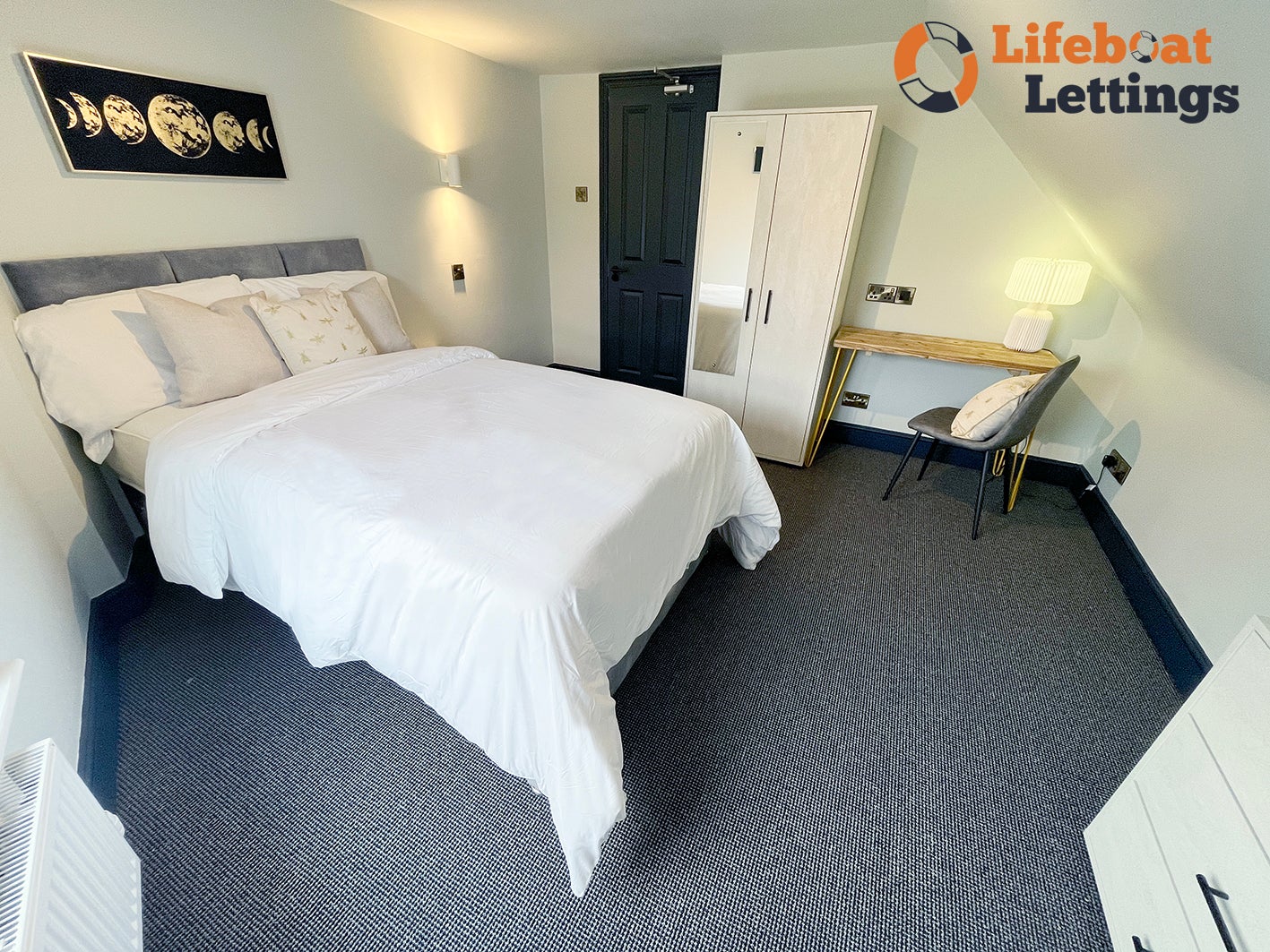 Room Sussex Avenue in Ashford