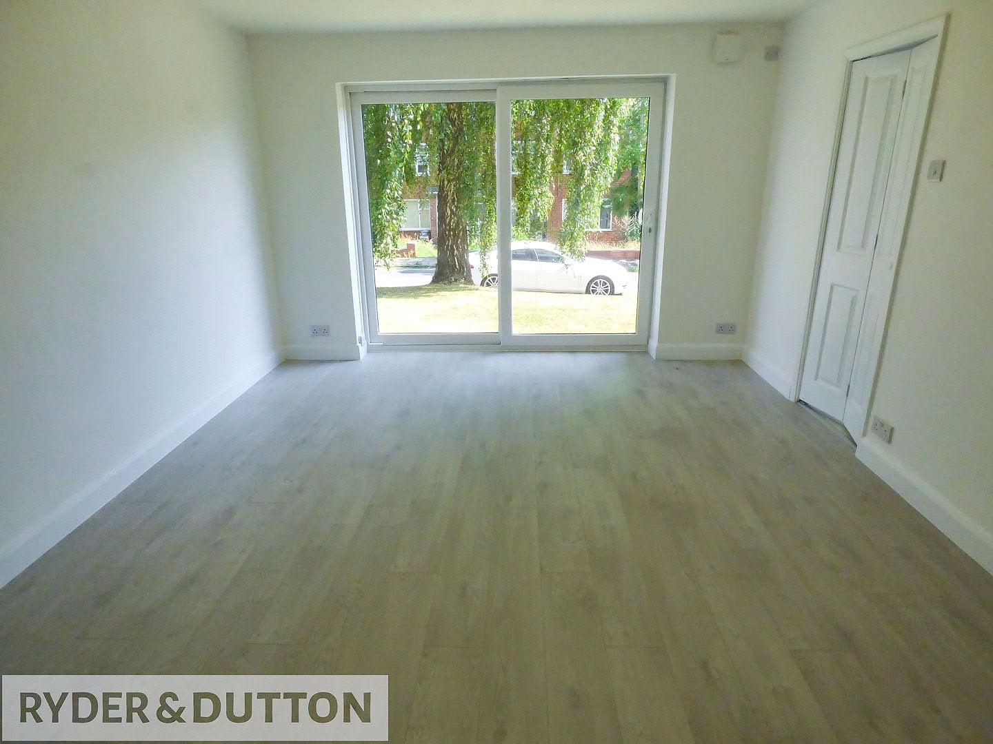 Flat Baguley Crescent in Bury