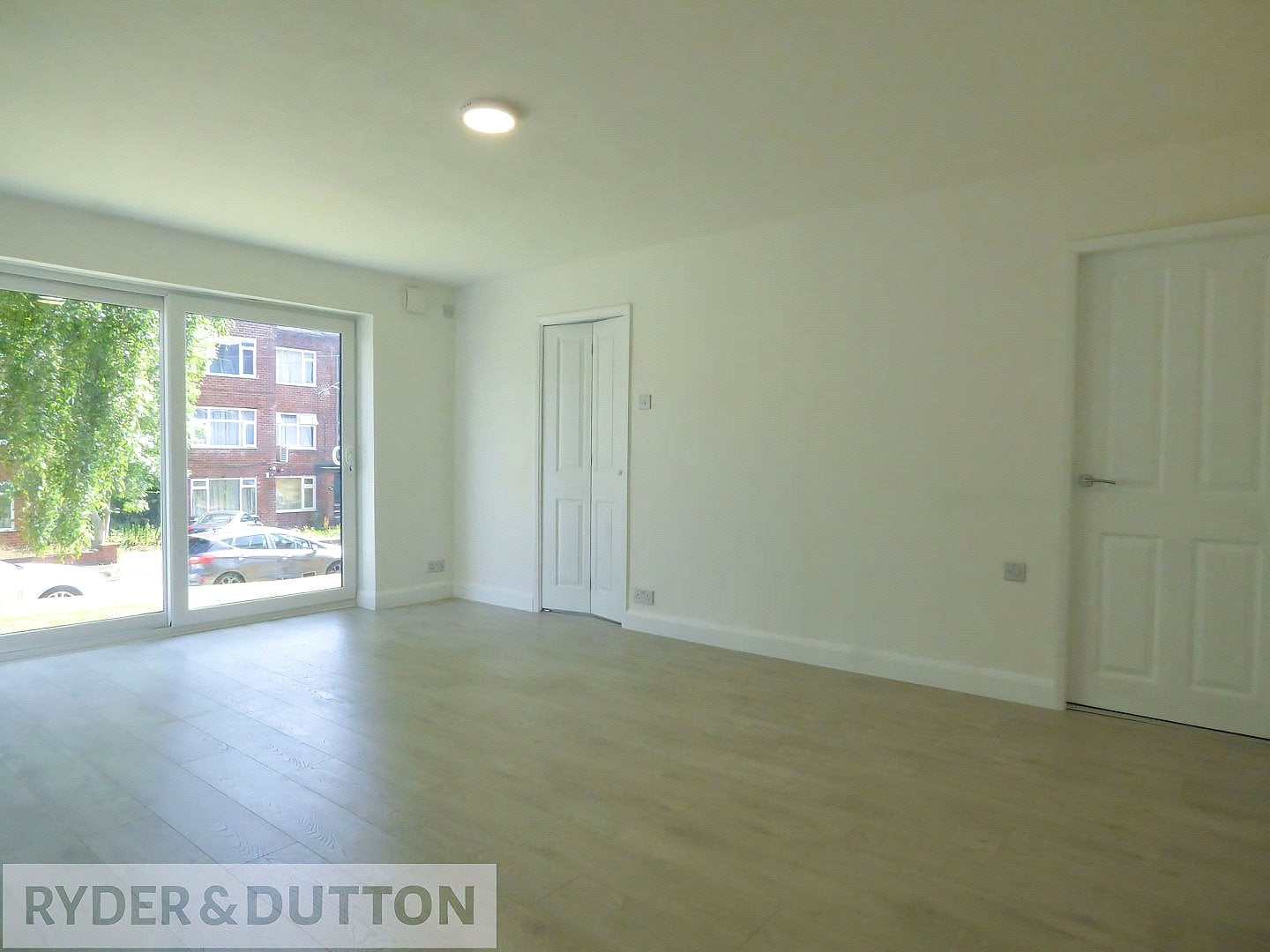 Flat Baguley Crescent in Bury