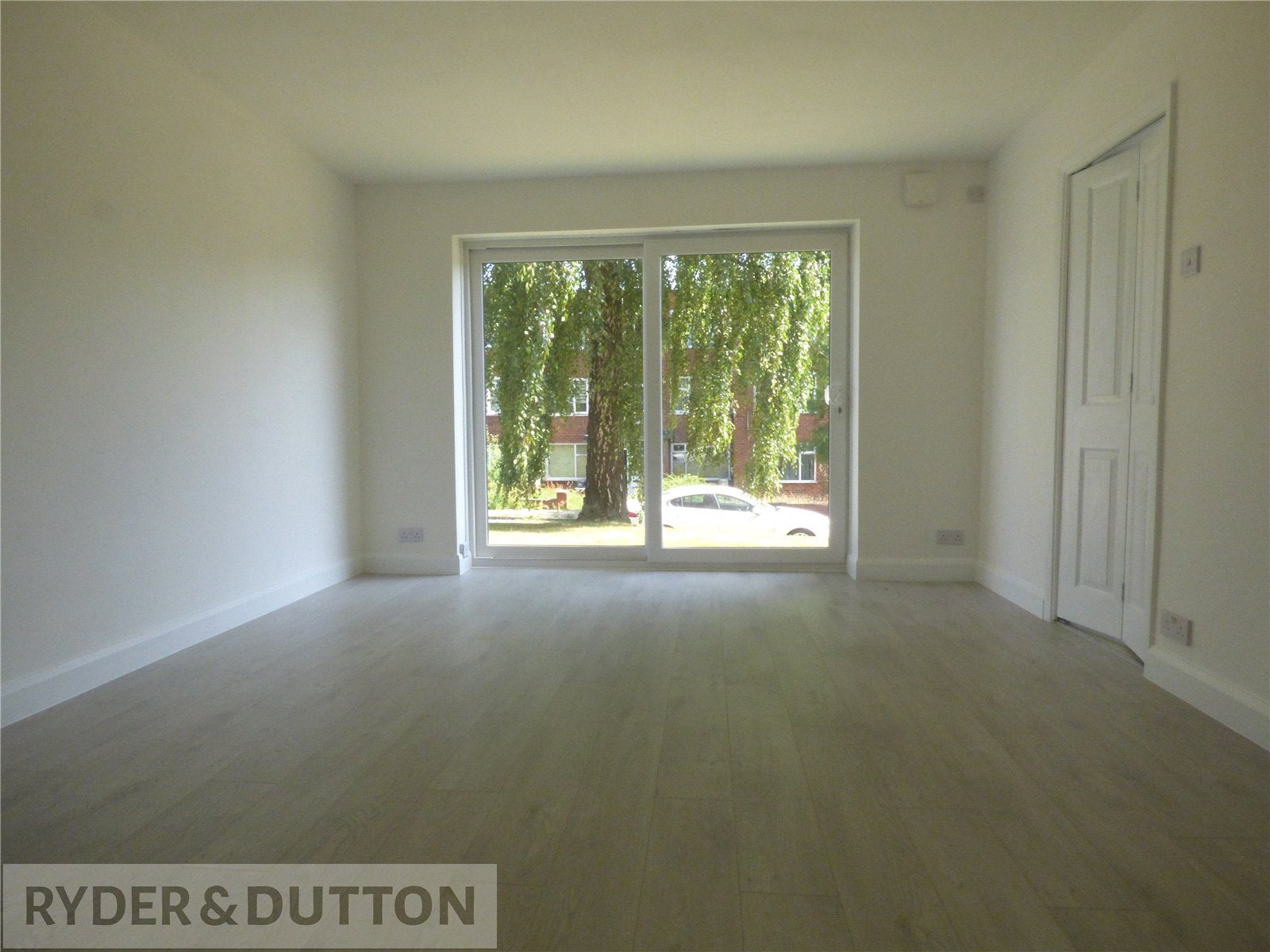Flat Baguley Crescent in Bury