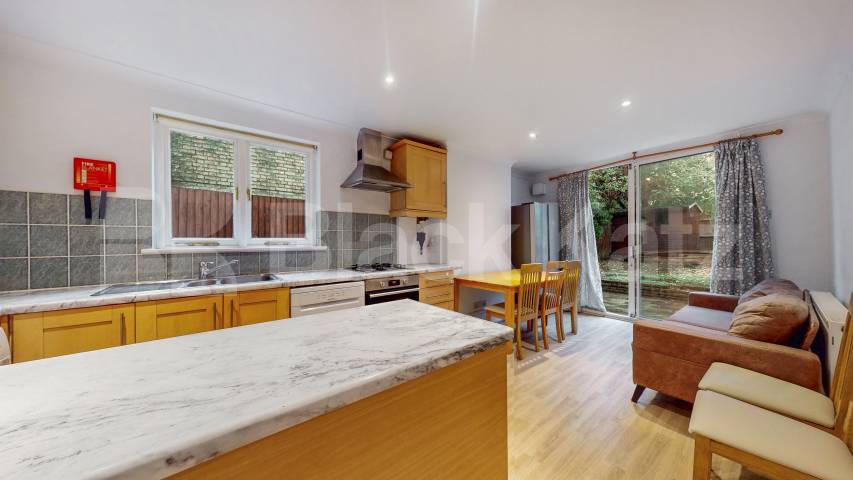 House Parkway in Greater London