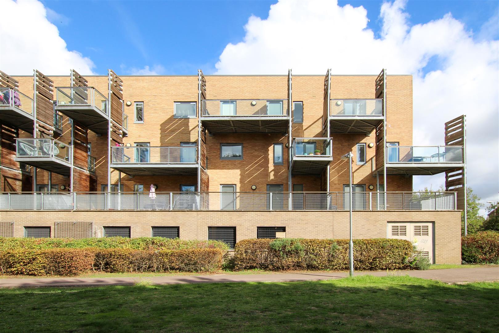 Flat Rustat Avenue in Cambridge