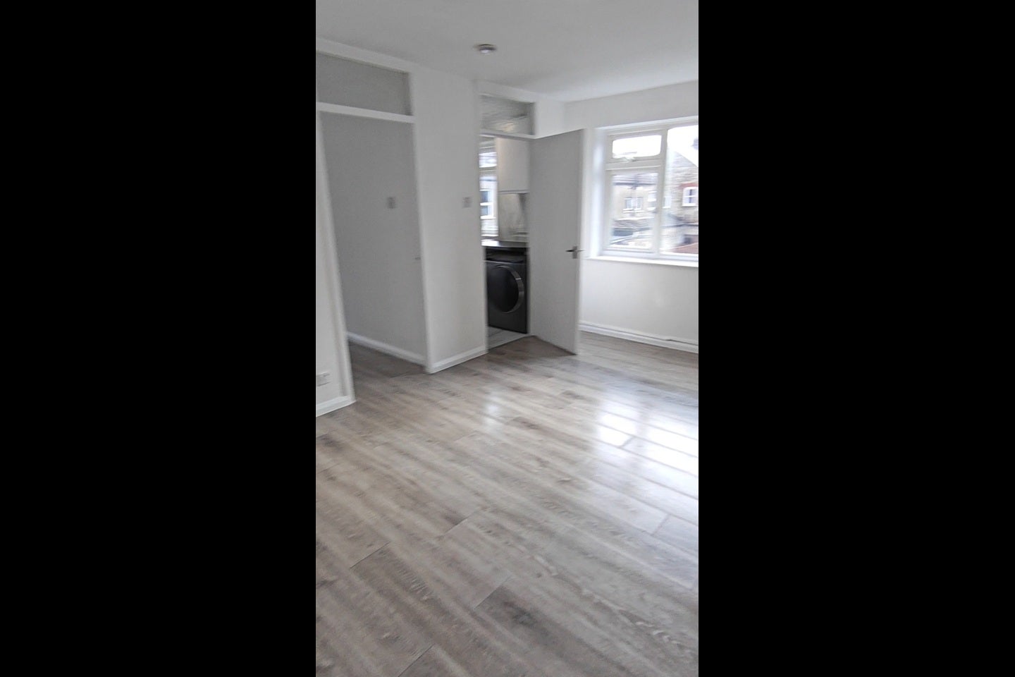Flat Croydon Road in Greater London