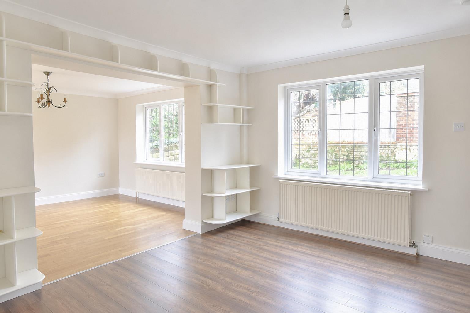 House Winterbourne Close in St Leonards