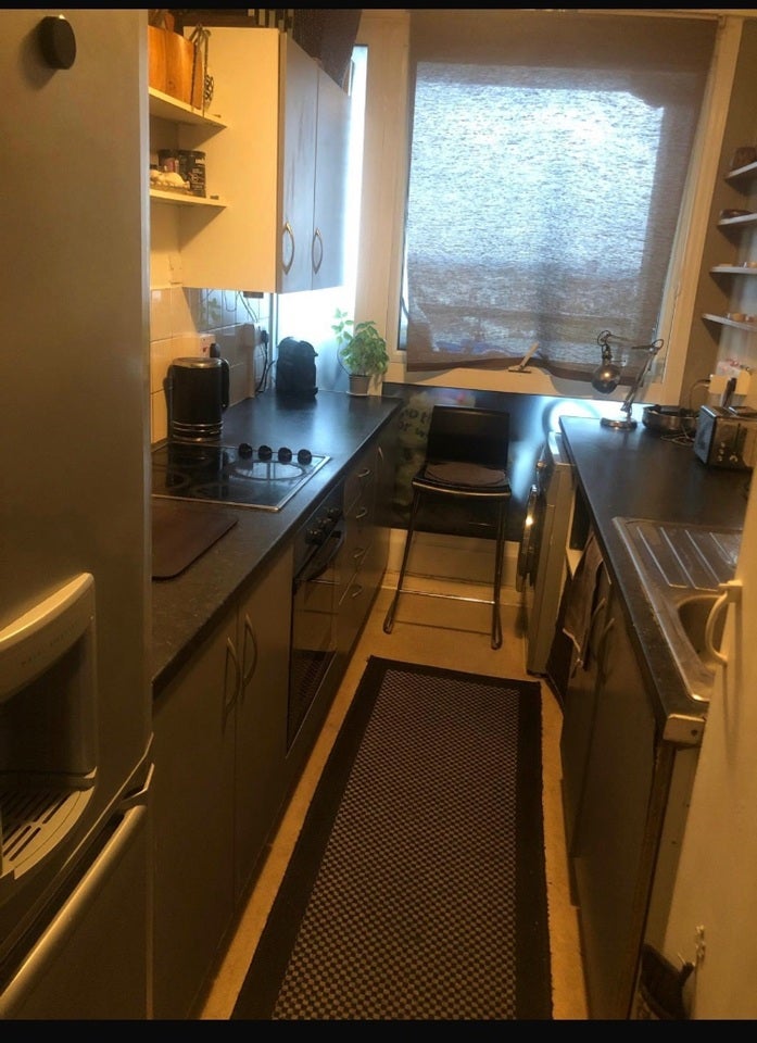 Flat Alfred Road in City of Westminster