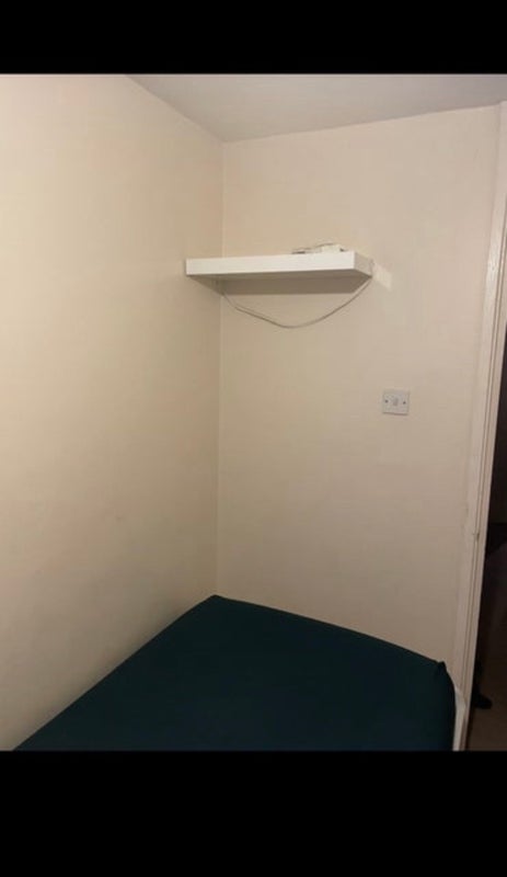 Room Princes Way in Greater London