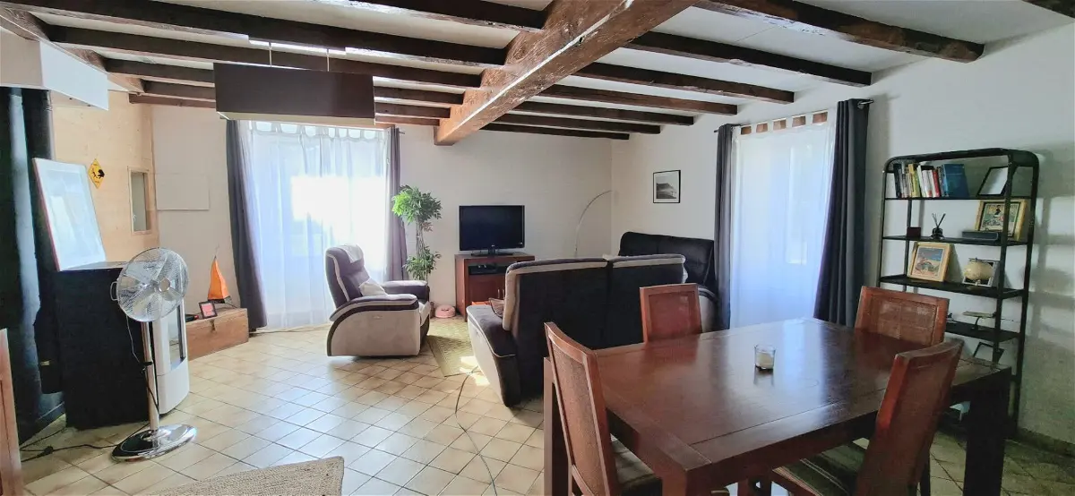 Maison Rue de la Mairie à Soulignonne