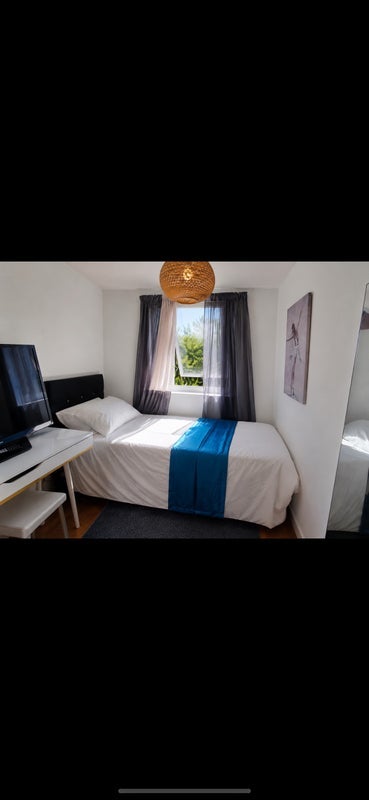 Room Stable Walk in Greater London