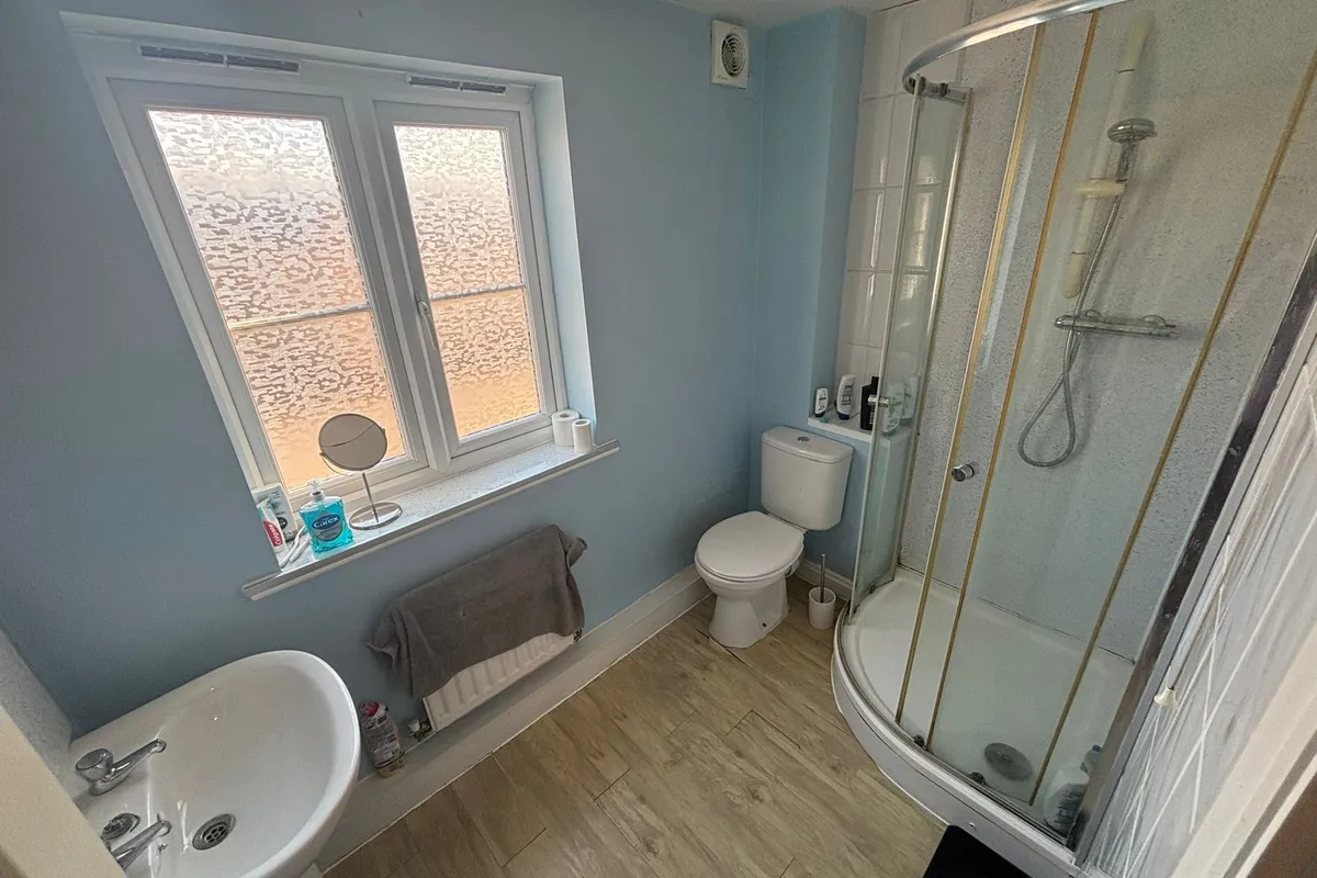 Room Millgrove Street in Blunsdon St Andrew