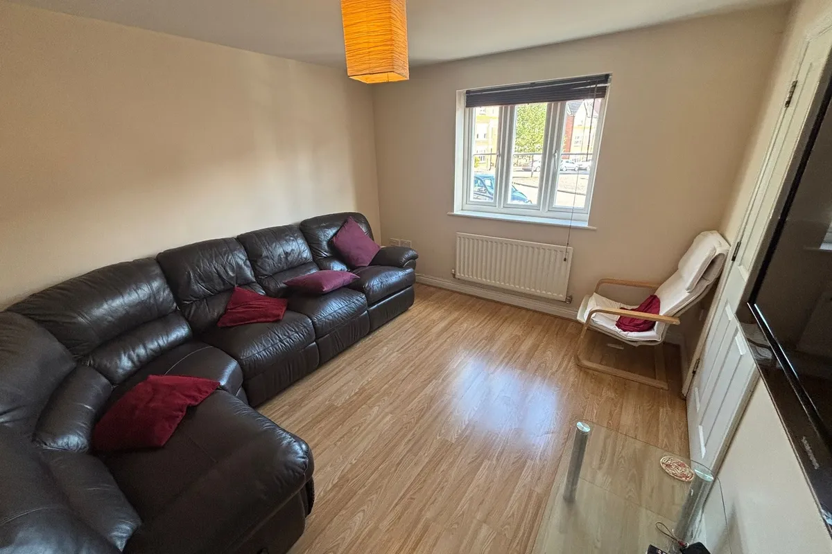 Room Millgrove Street in Blunsdon St Andrew