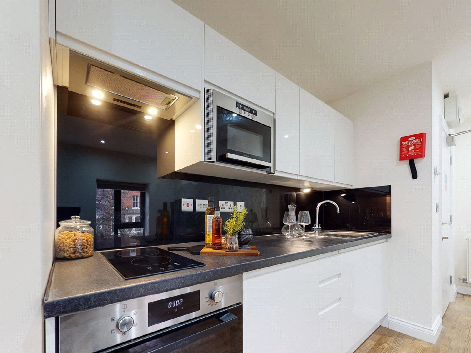 Flat Hyde Terrace in Leeds