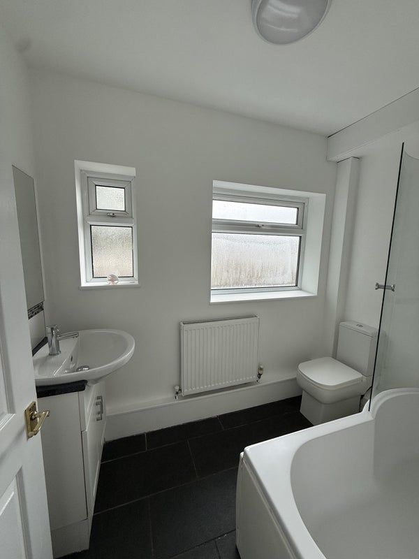 Room Oxford Street in Pontypridd