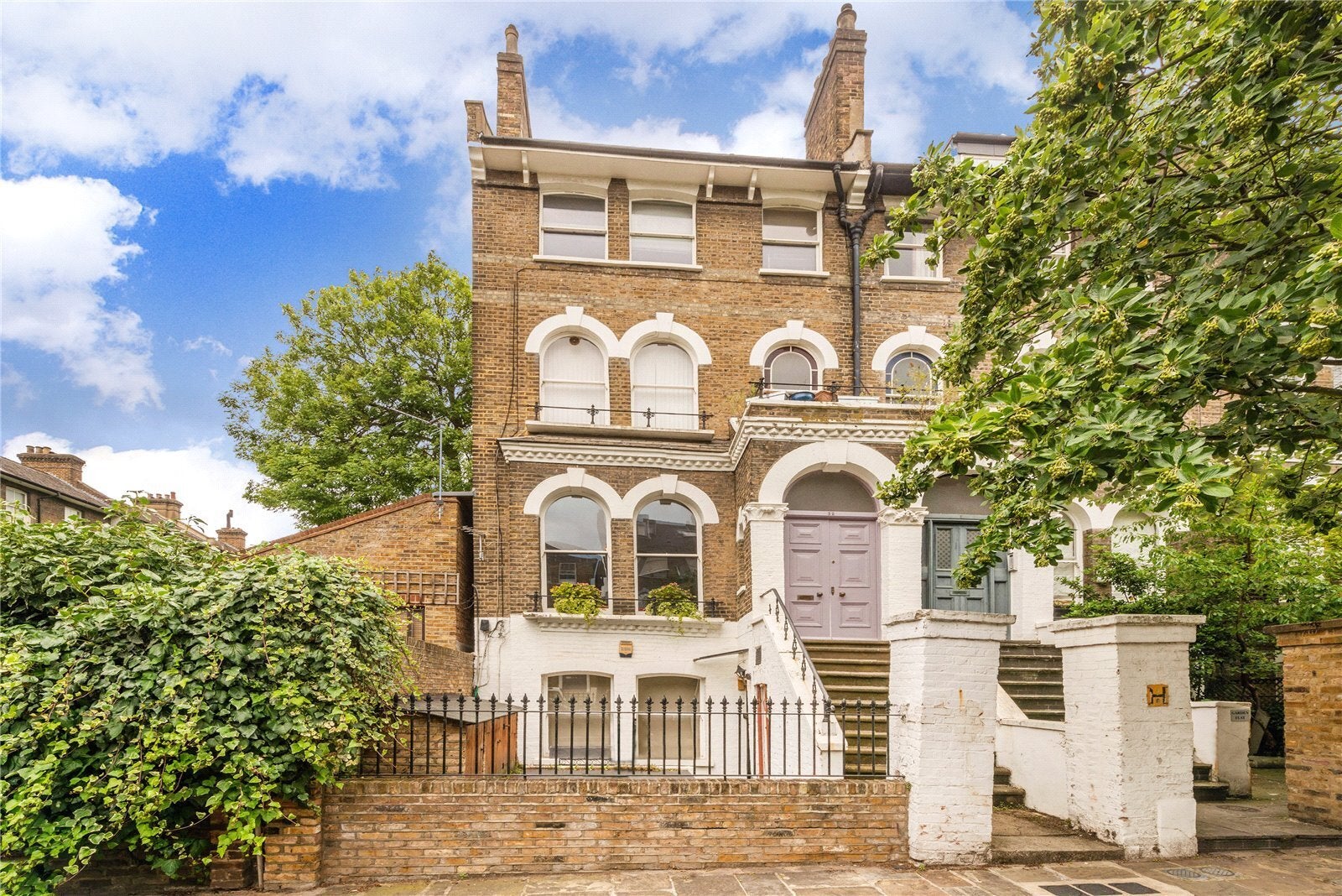Flat South Villas in Greater London