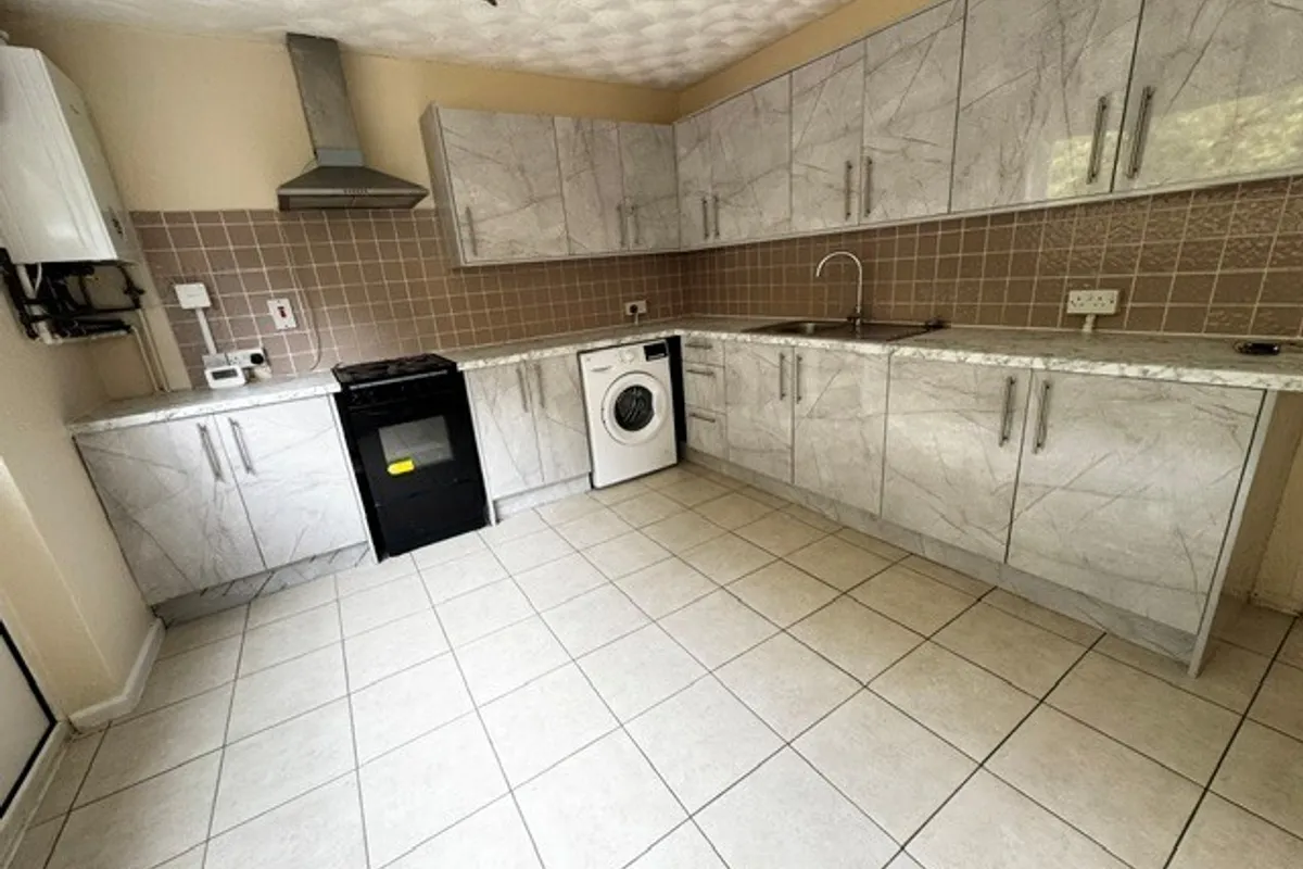 House Buckman Close in Milton Keynes