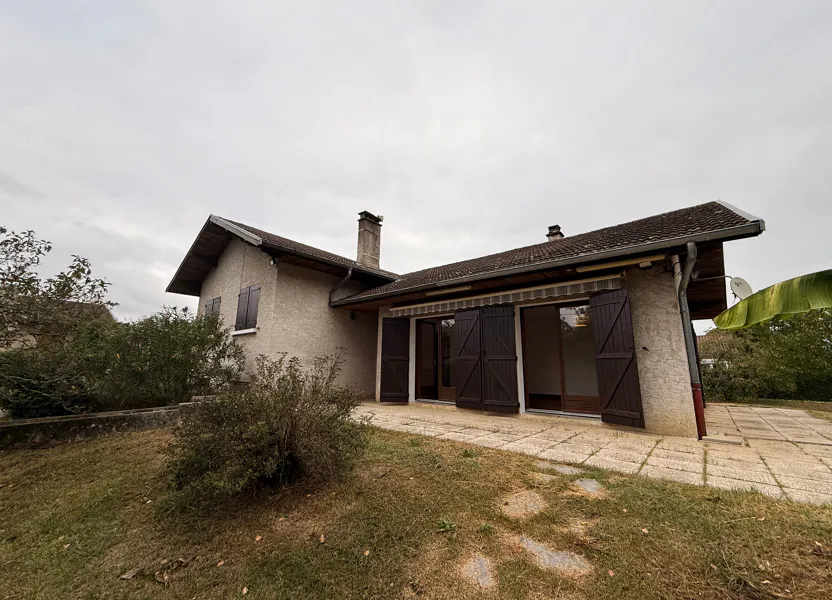 House Route du Faz in Saint-Pierre-de-Chérennes