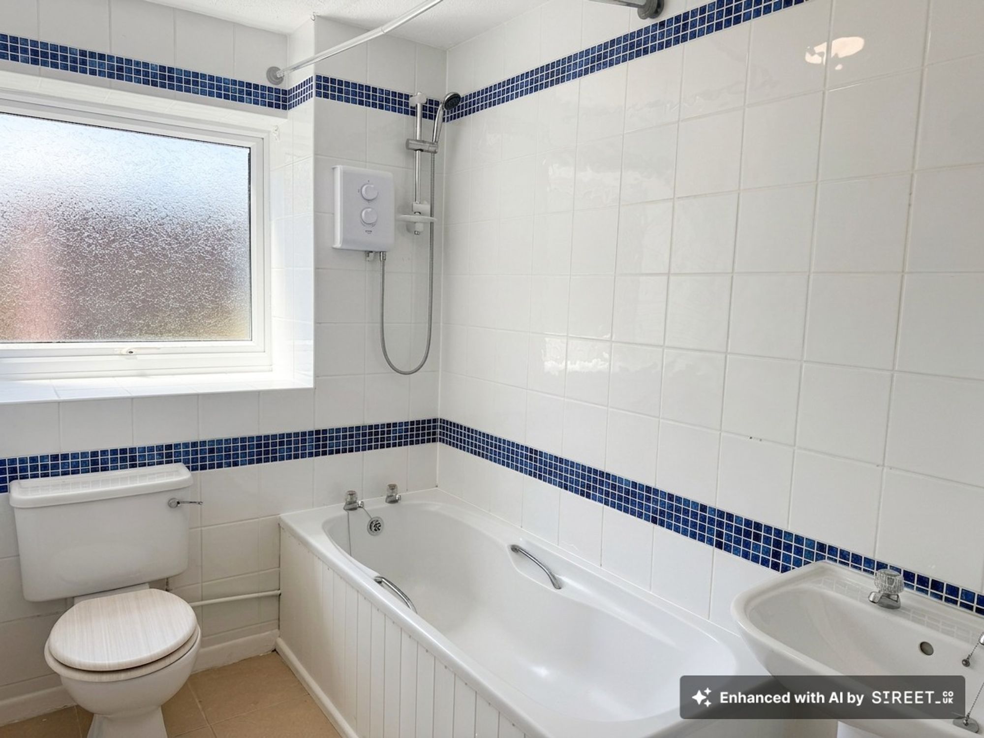 Flat Broadlands Rise in Taunton