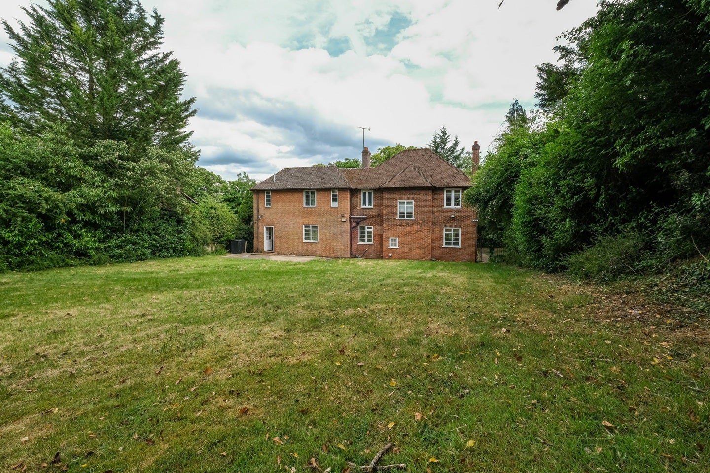 House Marlow Hill in High Wycombe