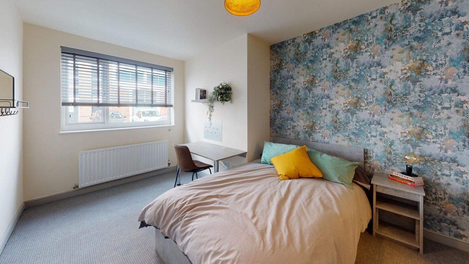 Room Harvey Street in Lincoln