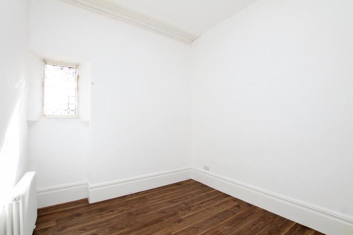 Flat Nore Road in Bristol
