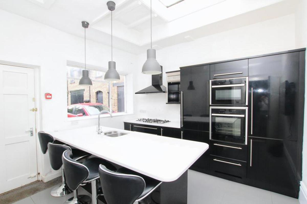 Flat Nore Road in Bristol