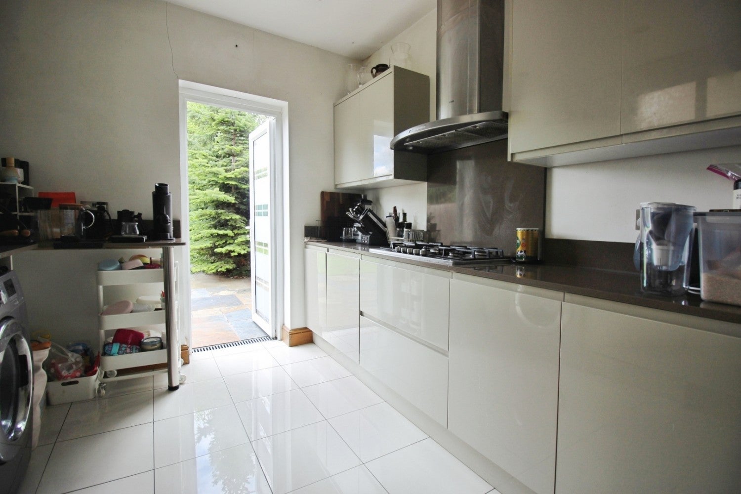 House Chancelot Road in Greater London